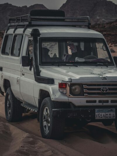 LAND CRUISER